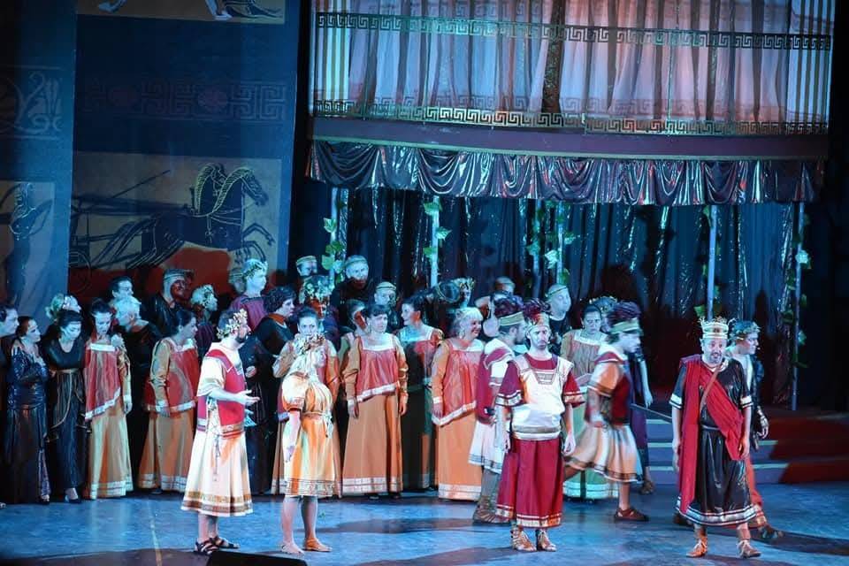  Комичната опера 